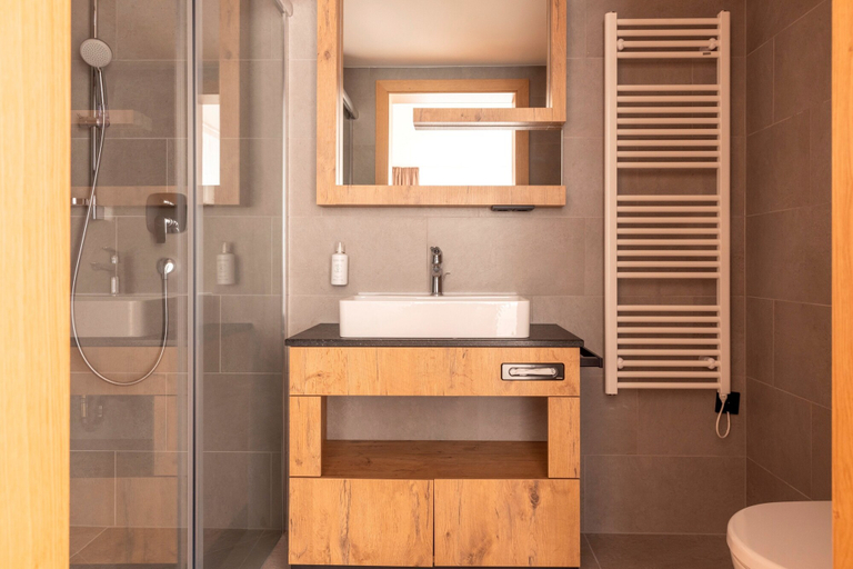 Bathroom 4, All-Suite Resort Fieberbrunn, Kitzbühel