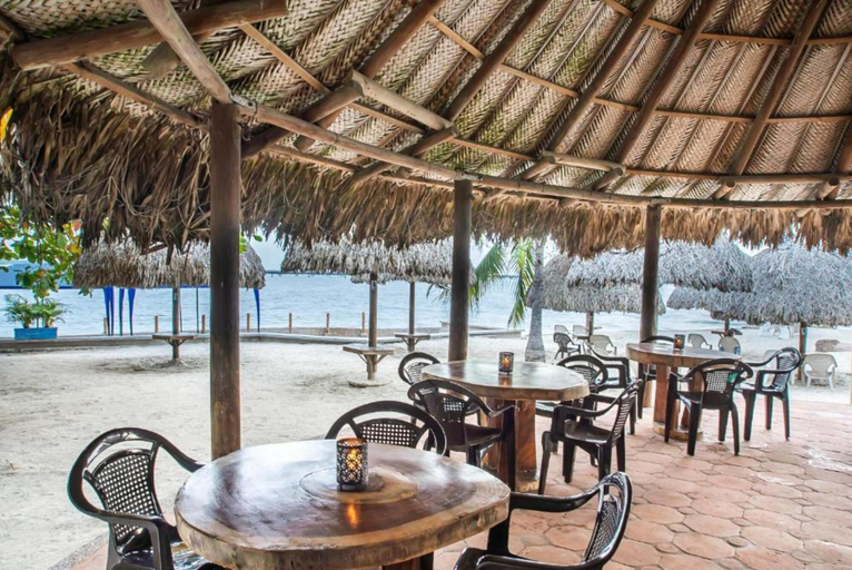 Food & Drinks 5, Hotel Santorini Kima Beach Resort, Ciénaga