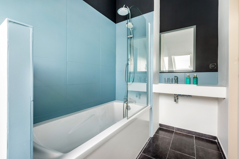 Bathroom 5, Au Chat Qui Dort Lille - Villa Gounod, Nord