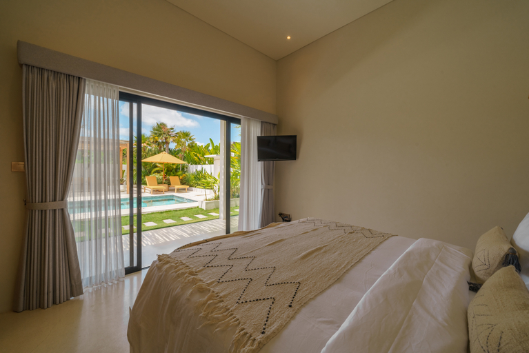 Bedroom 3, Villa Air: Brand New Stylish 2BR Villa in Pererenan, Badung