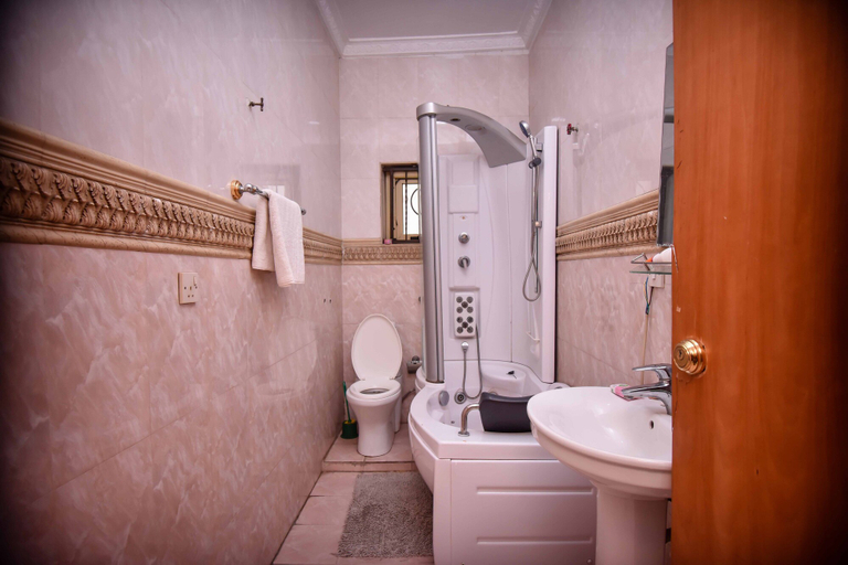 Bathroom 4, Topaz Luxury Suites & Apartments, Eti-Osa