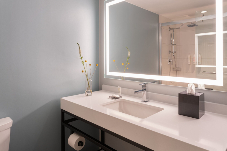 Bathroom 4