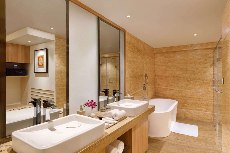 Bathroom 5, Bellevue Sarovar Premiere Junagadh, Junagadh