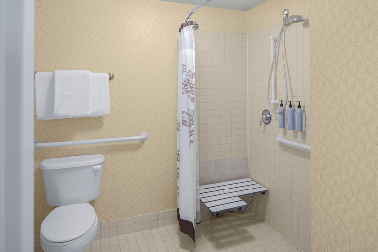 Bathroom 5, Residence Inn by Marriott Aberdeen at Ripken Stadium, Harford