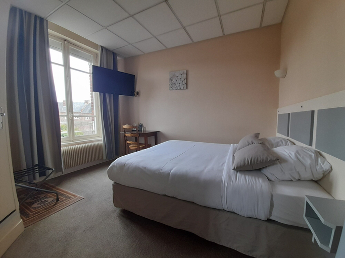 Bedroom 3, Hotel Restaurant le Florentin, Somme