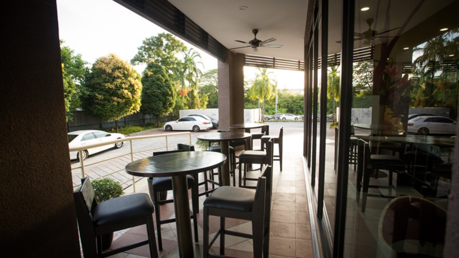 Others 5, Lavender Inn USJ, Subang Jaya