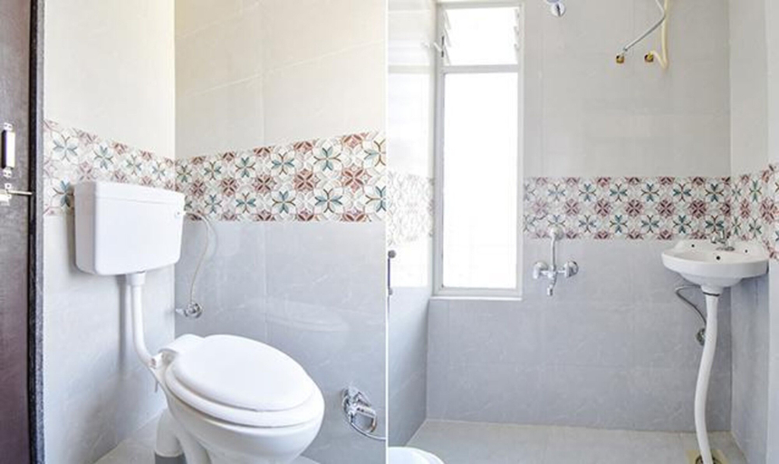 Bathroom 4, FabHotel Silver 9, Pune