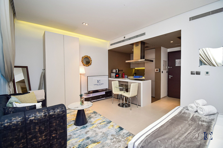 Living area 4, AST - Modern studio flat with balcony, Dubai