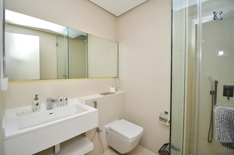 Bathroom 3, AST - Modern studio flat with balcony, Dubai
