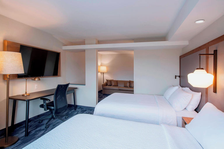 Bedroom 3, Fairfield Inn and Suites by Marriott Kelowna, Central Okanagan