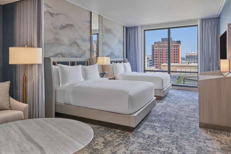 Bedroom 4, The Ritz-Carlton, Portland, Multnomah