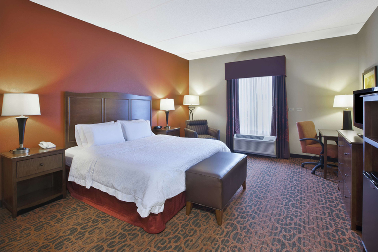 Bedroom 4, Hampton Inn Brockport, NY, Monroe