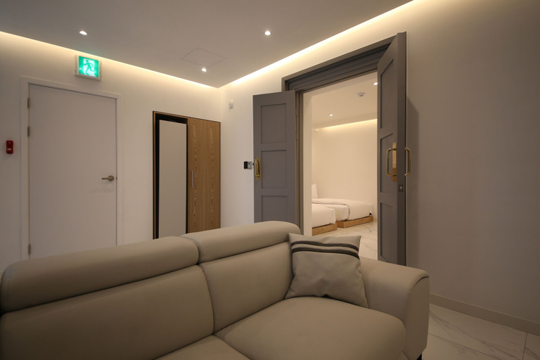 Others 5, Vantt Hotel, Buk