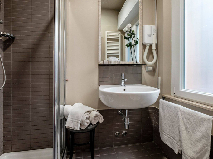 Bathroom 4, Villa Lalla, Rimini