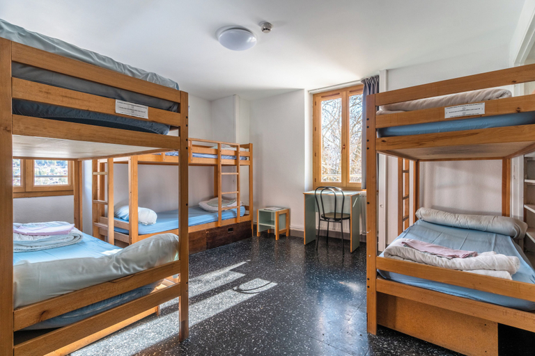 Bedroom 4, Auberge de Jeunesse HI Serre-Chevalier, Hautes-Alpes