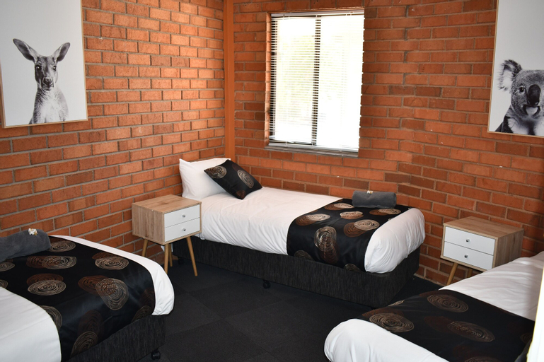 Bedroom 8