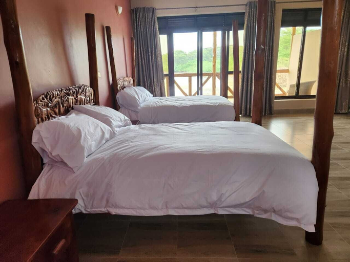 Bedroom 3, Ishasha Pride Lodge, Kinkiizi