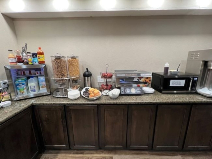 Food & Drinks 4, Super 8 by Wyndham Durango, La Plata