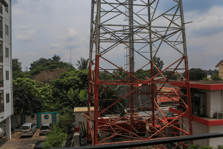 Exterior & Views 2, Affordable Price Studio at Sky View Apartment By Travelio, South Tangerang