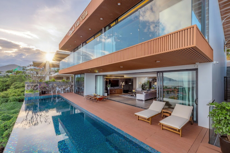 The Ocean Front Villa Nha Trang Abogo, Nha Trang