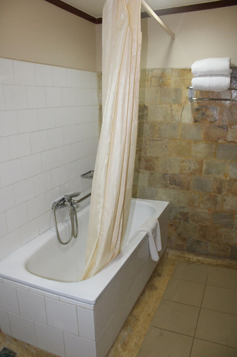 Bathroom 4, Tanjung Lesung Beach Hotel, Pandeglang
