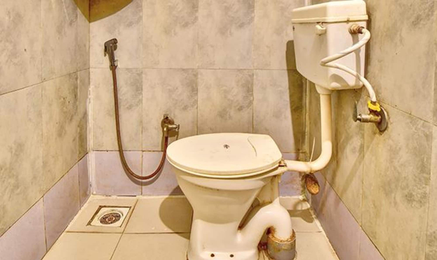 Bathroom 3, FabHotel SRH, Pune