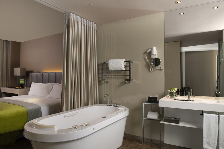 Bathroom 5