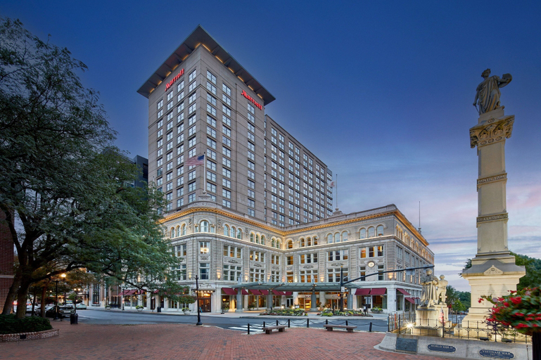 Exterior & Views 1, Lancaster Marriott at Penn Square, Lancaster
