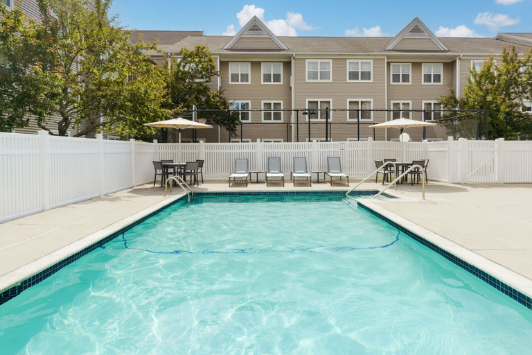 Sport & Beauty 5, Residence Inn by Marriott Foxborough, Foxborough
