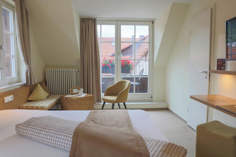 Bedroom 5, Hotel-Gasthaus Goldener Engel, Breisgau-Hochschwarzwald
