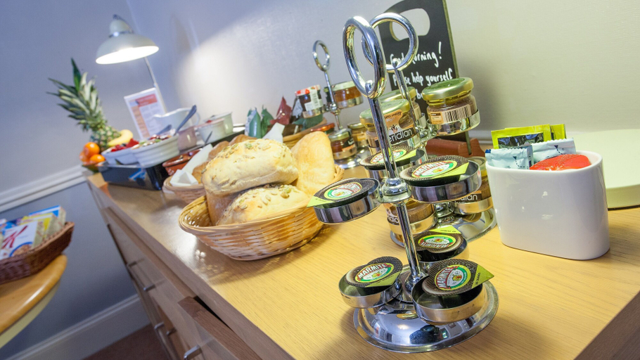 Food & Drinks 5, Kiltearn Guest House, Highland