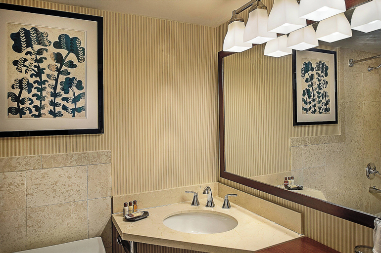 Bedroom 4, Sheraton Westport Chalet Hotel St. Louis, Saint Louis