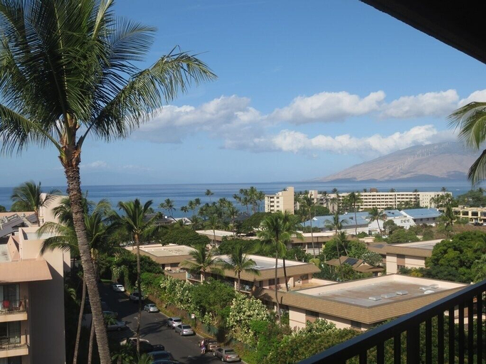 Kihei Akahi D604 1 Bedroom Condo by RedAwning, Maui