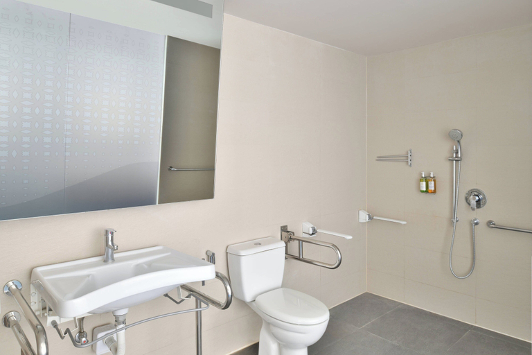 Bathroom 5, Fairfield by Marriott Hyderabad Gachibowli, Hyderabad