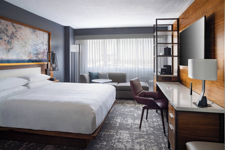 Bedroom 2, Marriott Greensboro Downtown, Guilford