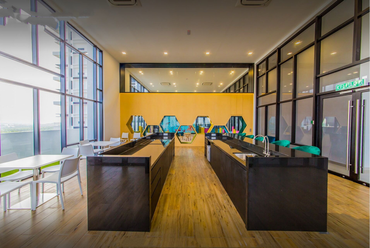 Food & Drinks 5, Eco Botanic Duplex KTV Unit, Johor Bahru