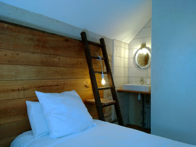 Bedroom 3, Jardin des Sens, Côte-d'Or