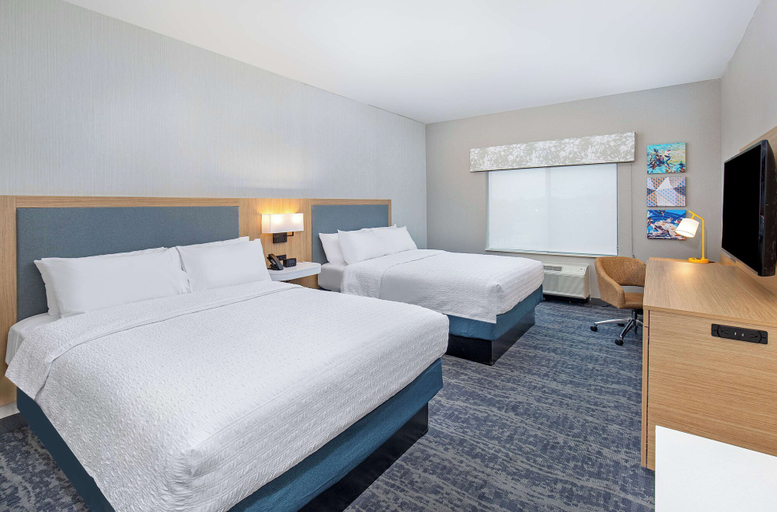 Bedroom 4, Hampton Inn Albertville, Marshall