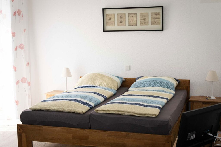 Bedroom 3, Alter Behring-Gutshof, Marburg-Biedenkopf