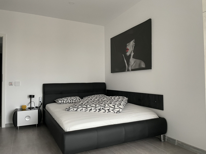 Bedroom 2, Beautiful Penthouse Lakeview W18, Municipiul Bucuresti