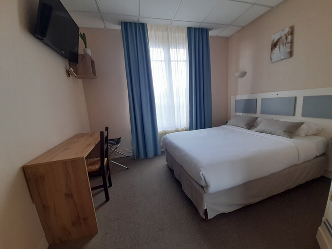 Bedroom 2, Hotel Restaurant le Florentin, Somme