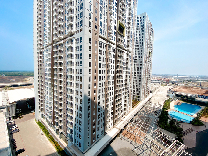 Exterior & Views, Brand New and Comfortable Studio at Tokyo Riverside PIK 2 Apartment By Travelio, Tangerang