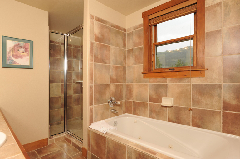 Bathroom 4, Red Hawk, A Vail Resorts Property, Summit