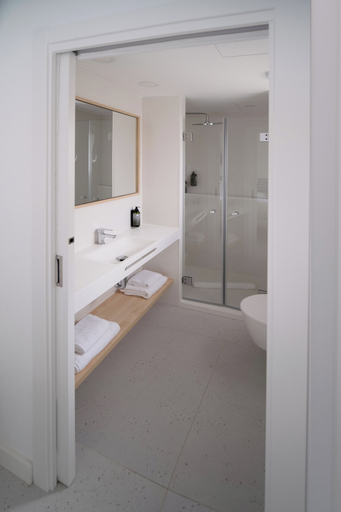 Bathroom 4, Hotel Bini, Baleares