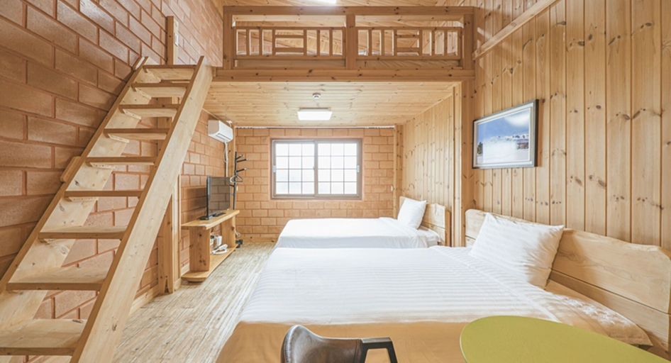 Bedroom 2, Jeju Healing Resort, Jeju