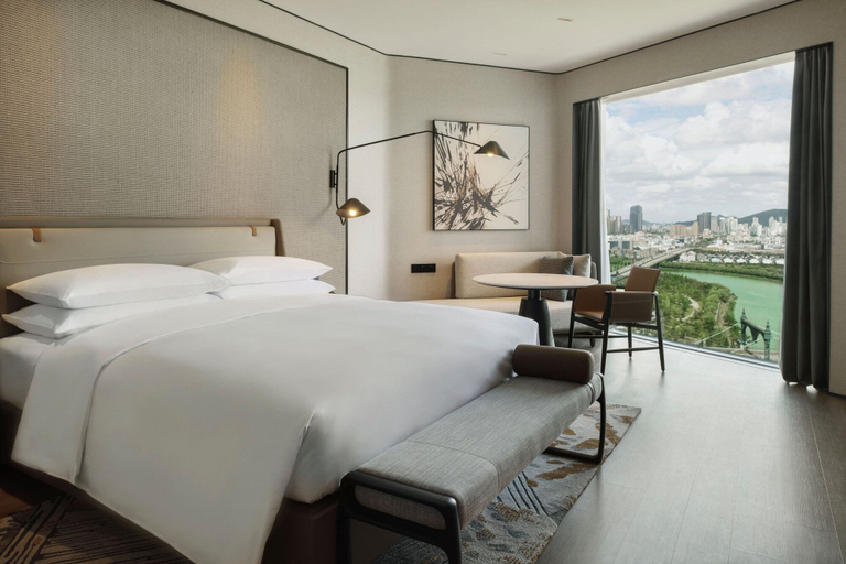 Bedroom 2, Sheraton Taizhou, Taizhou