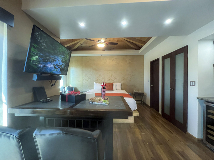 Dining Room 5