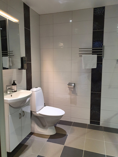 Bathroom 5, Gamleby Hotell, Västervik