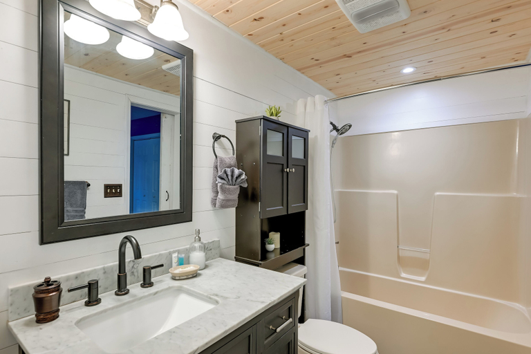 Bathroom 5, Sapphire Valley Cabin w/ Private Mountain Views!, Jackson