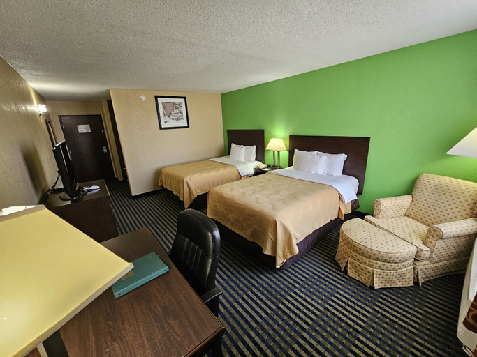 Bedroom 3, Quality Inn Liberal, Seward